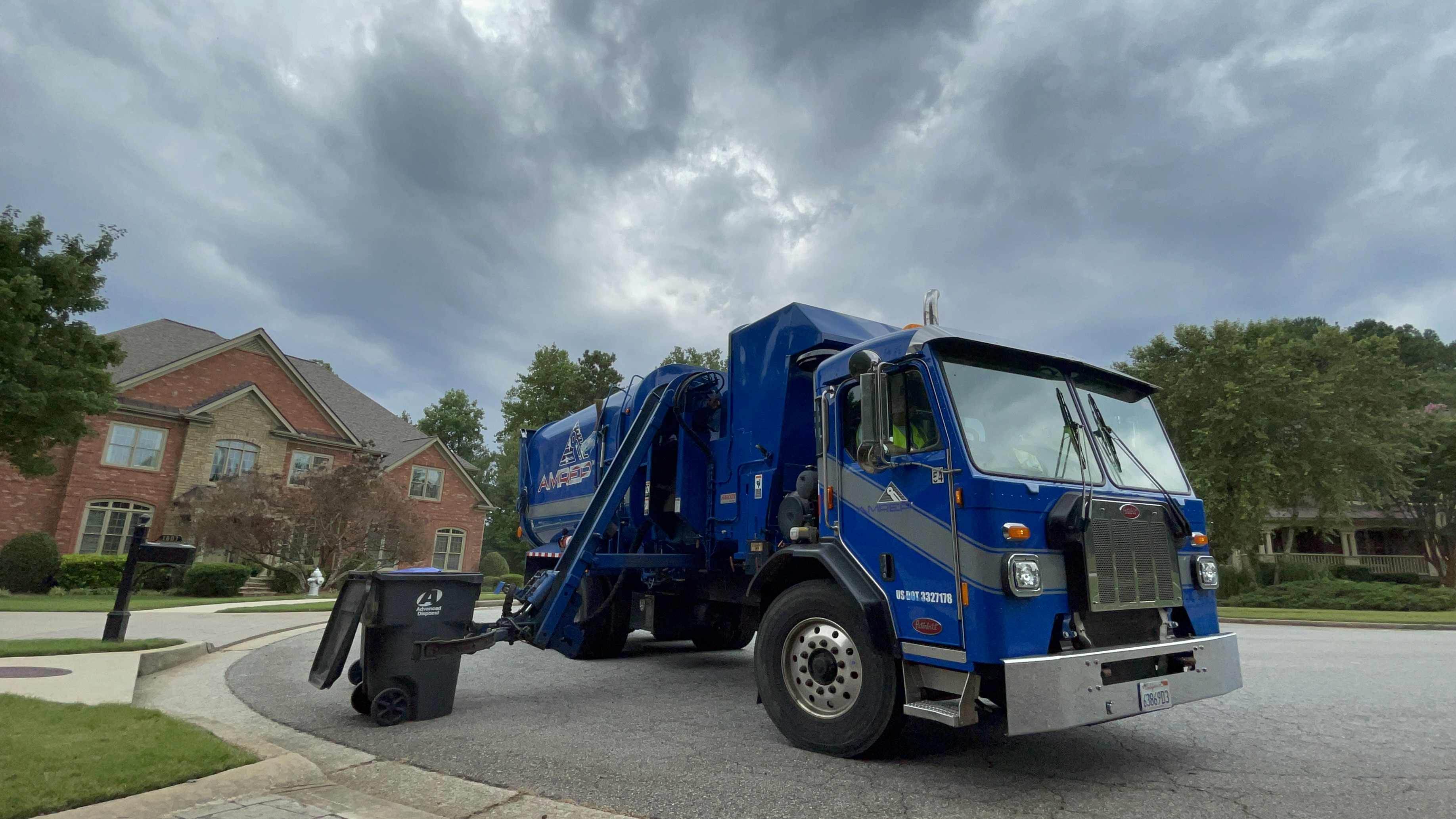 Amrep side loader